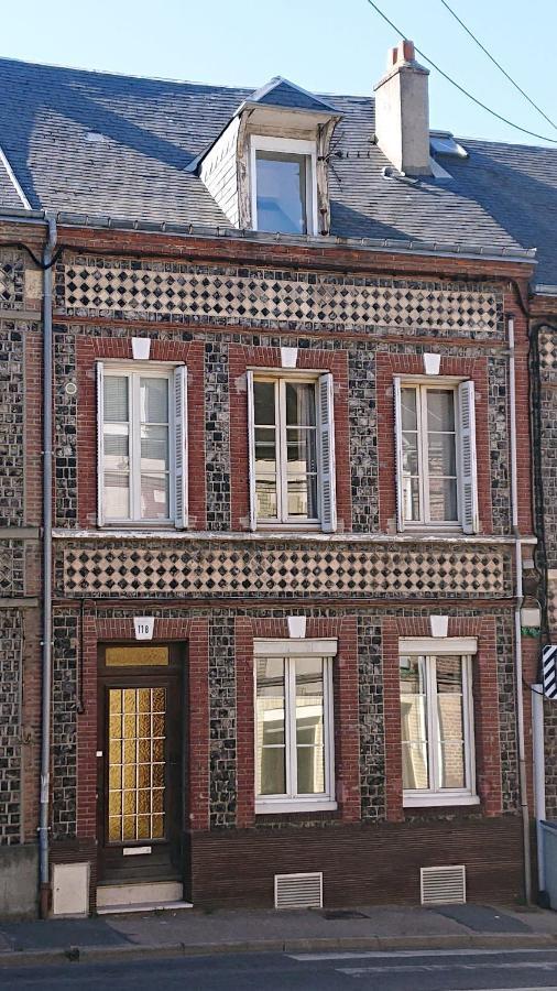 Tout Un 2Eme Etage A 300 Metres De La Mer, Chez L'Habitant ! Fécamp المظهر الخارجي الصورة